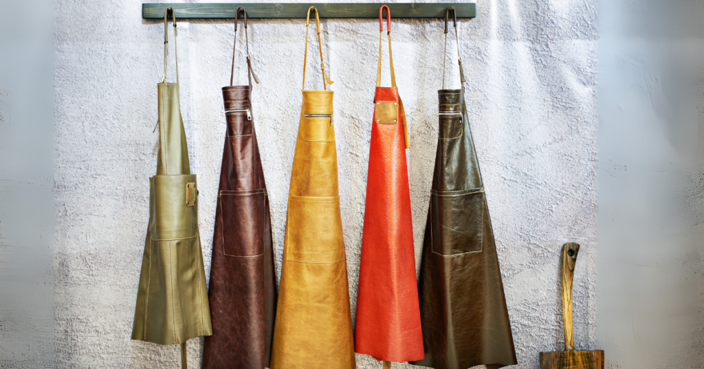 4 different types of aprons